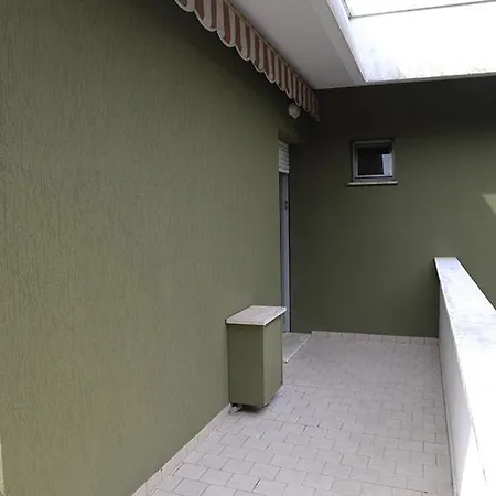 Blancohouse - Con Piscina Sul Parco 아파트 *