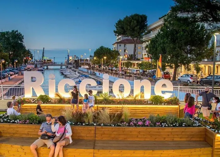 Blancohouse - Con Piscina Sul Parco *